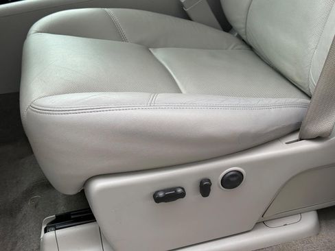 Used 2014 Chevrolet Silverado 2500 LTZ w/ LTZ Plus Package image 24