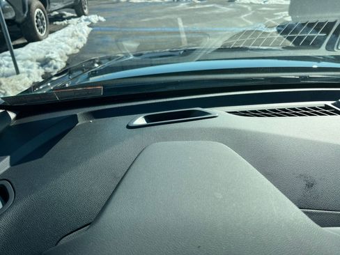 Used 2024 Chevrolet TrailBlazer RS w/ Convenience Package image 36