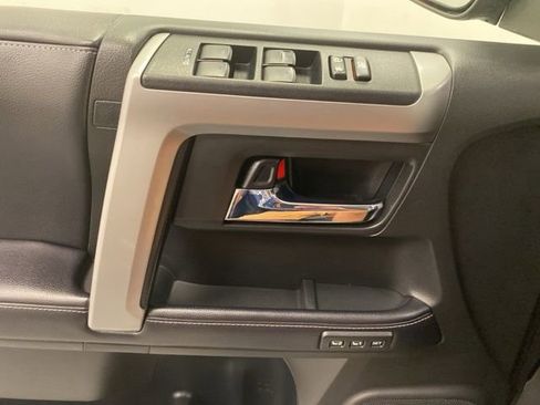 Used 2018 Toyota 4Runner Limited image 20