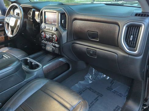 Used 2022 GMC Sierra 2500 Denali w/ Denali Ultimate Package AWD/4WD image 27