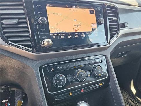 Used 2020 Volkswagen Atlas Cross Sport SEL Premium AWD/4WD image 15