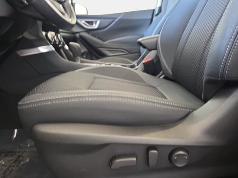 Used 2024 Subaru Forester Premium AWD/4WD image 28