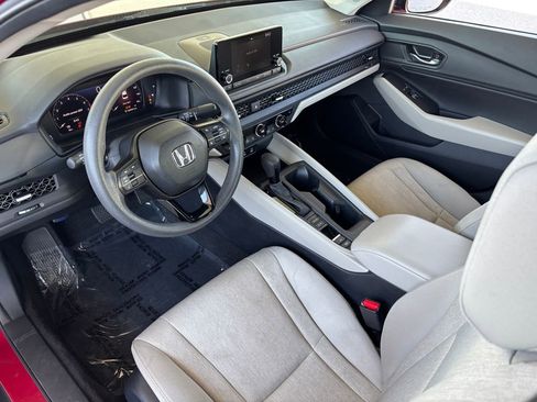 Used 2023 Honda Accord EX image 9