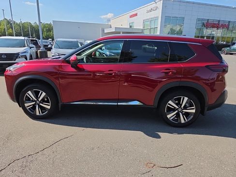 Used 2021 Nissan Rogue SL FWD image 4