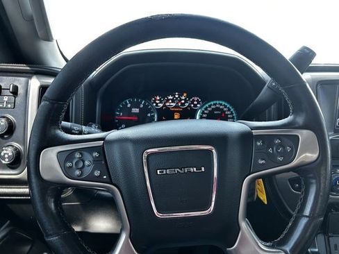 Used 2018 GMC Sierra 2500 Denali w/ Duramax Plus Package AWD/4WD image 17