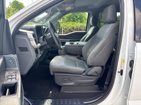 Certified 2025 Ford F250 XLT AWD/4WD image 29