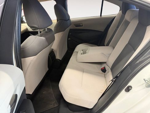 Used 2022 Toyota Corolla LE FWD image 23