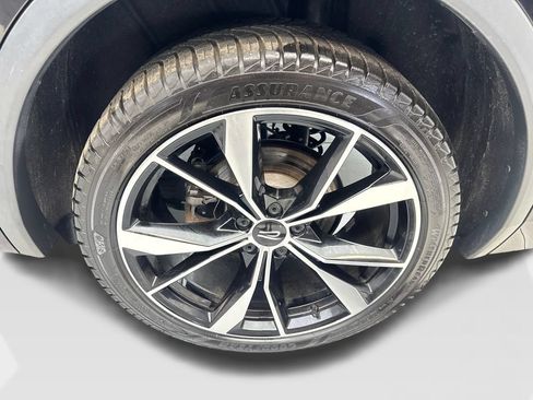 Used 2024 Volkswagen Tiguan SEL R-Line AWD/4WD image 86