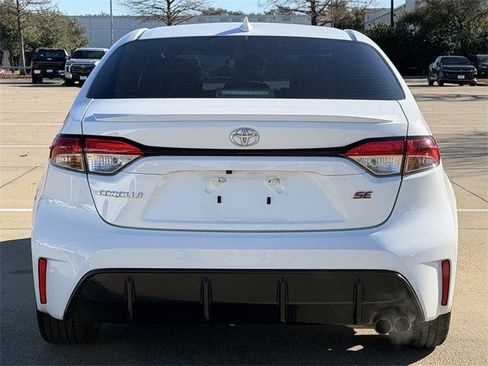 Certified 2023 Toyota Corolla SE image 5