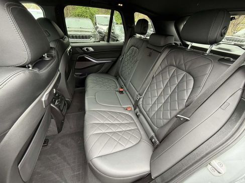 Used 2024 BMW X5 xDrive50e w/ M Sport Package AWD/4WD image 12