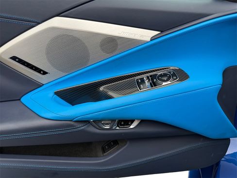 Used 2021 Chevrolet Corvette Stingray Premium Cpe w/ Z51 Performance Package image 11