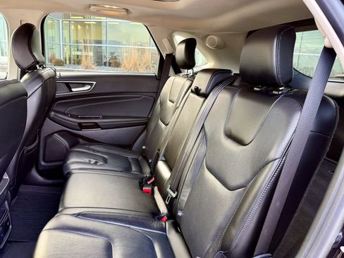 Certified 2019 Ford Edge Titanium w/ Equipment Group 301A image 11