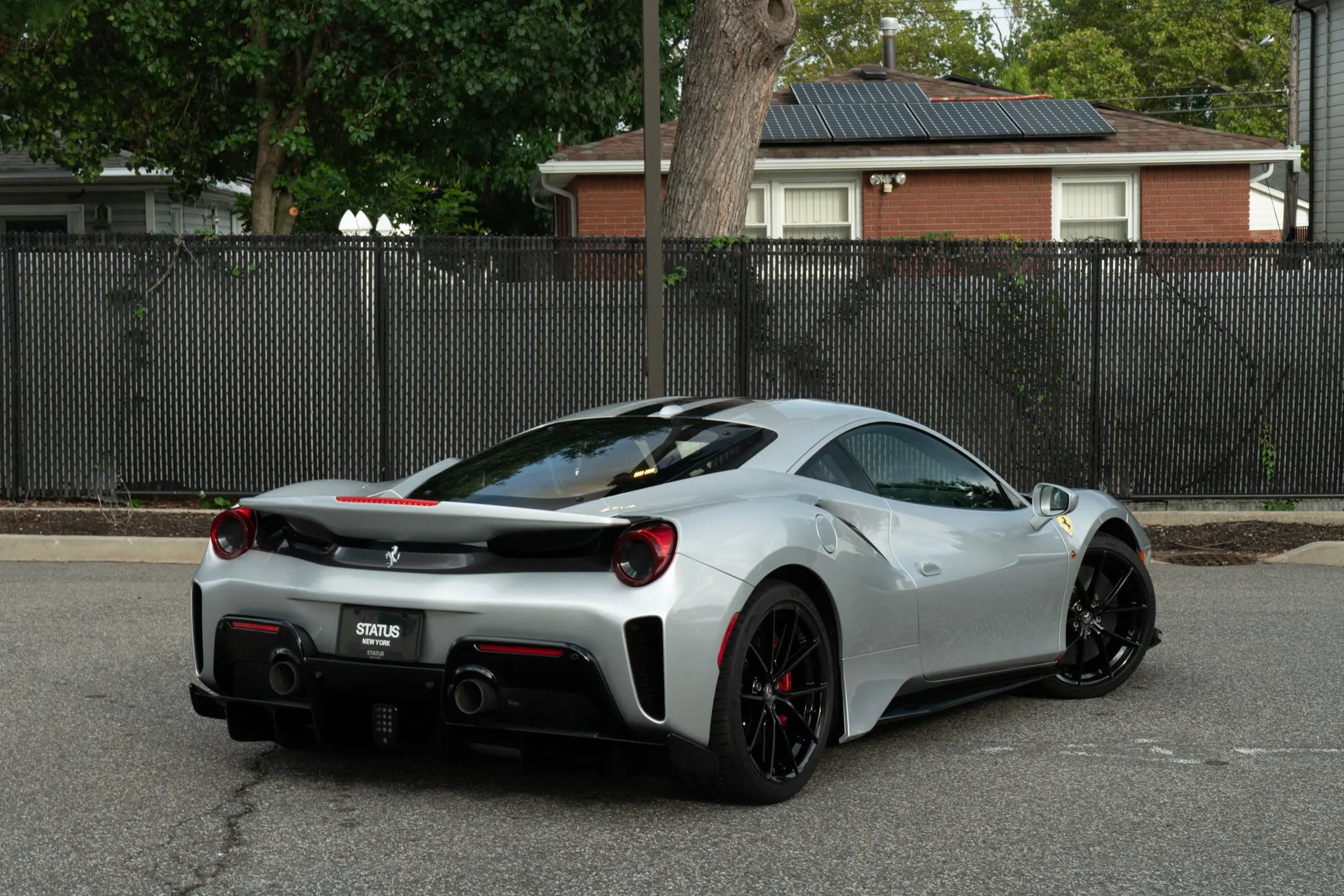 Used 2019 Ferrari 488 Pista Coupe RWD image 47