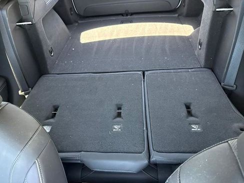 Used 2023 Buick Envision Essence AWD/4WD image 11
