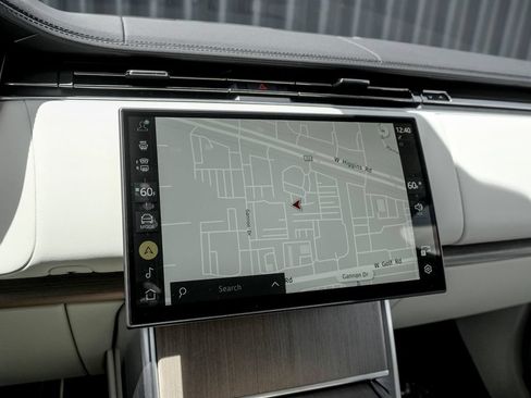 New 2026 Land Rover Range Rover SE AWD/4WD image 12