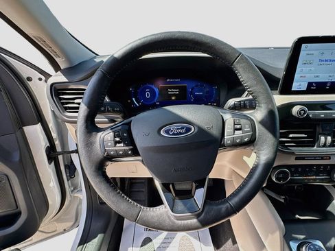 Used 2021 Ford Escape SEL w/ Technology Package AWD/4WD image 11