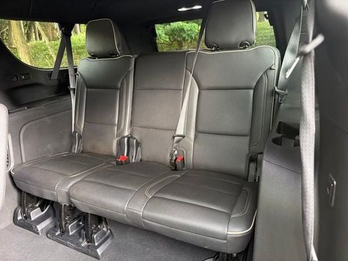 Used 2023 GMC Yukon XL SLT w/ SLT Premium Package AWD/4WD image 21