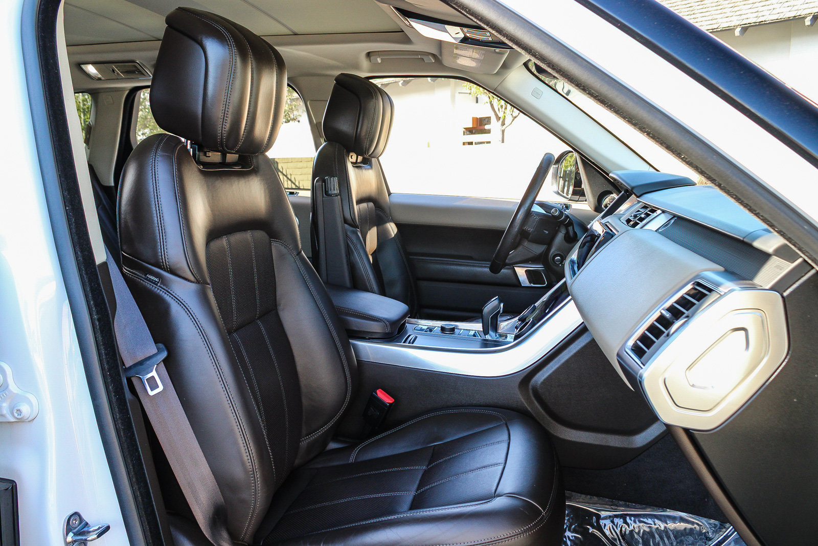 Used 2019 Land Rover Range Rover Sport HSE AWD/4WD image 19