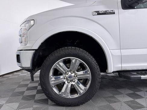 Used 2019 Ford F150 Lariat w/ Equipment Group 502A Luxury image 14