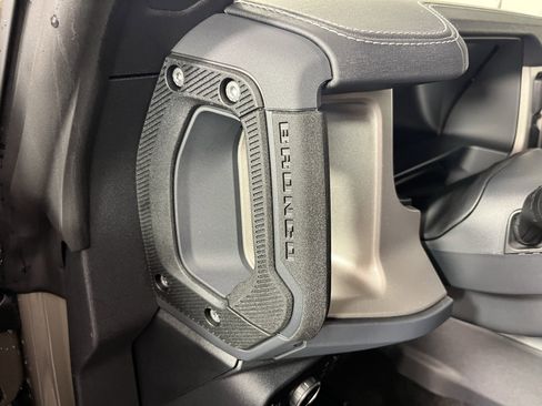 New 2025 Ford Bronco Outer Banks w/ Sasquatch Package image 18