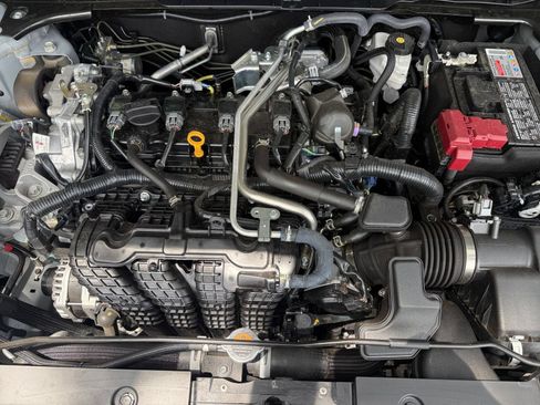Used 2026 Nissan Altima 2.5 SV FWD image 29