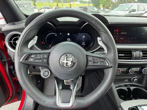 Used 2024 Alfa Romeo Stelvio Veloce AWD/4WD image 26