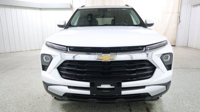 Used 2026 Chevrolet TrailBlazer LT w/ LT Cold Weather Package AWD/4WD image 7