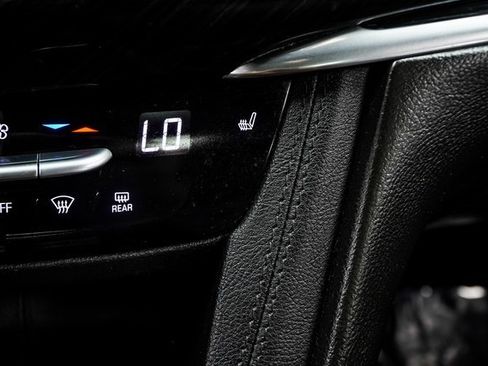 Used 2020 Cadillac XT6 Premium Luxury image 23