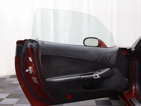 Used 2010 Chevrolet Corvette Coupe w/ Roof Package image 4