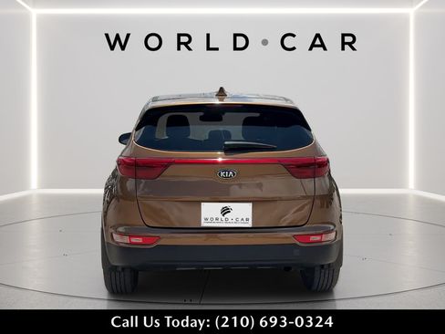 Used 2017 Kia Sportage LX FWD image 6