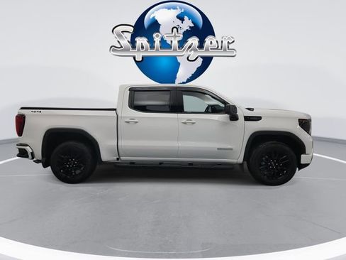 New 2026 GMC Sierra 1500 Elevation image 10