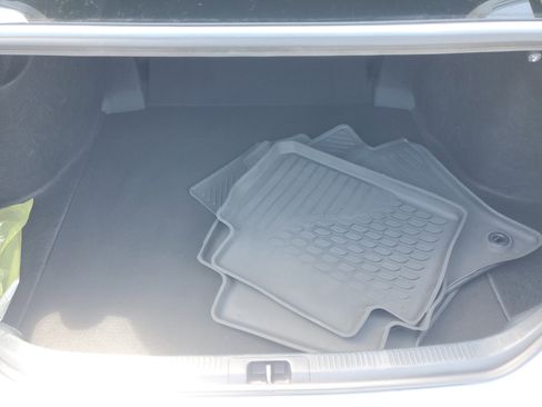 Used 2024 Toyota Camry SE w/ Convenience Package image 8