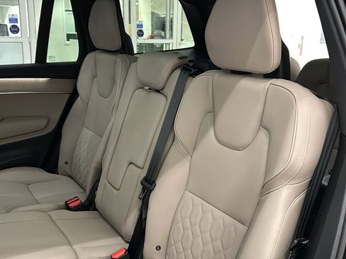 New 2026 Volvo XC90 T8 Plus image 27