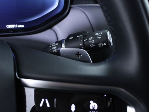 Used 2024 Land Rover Range Rover Sport SE image 26