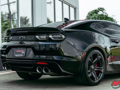 Used 2022 Chevrolet Camaro SS RWD image 46