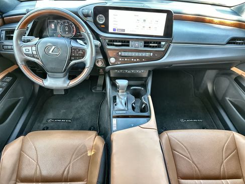 Used 2024 Lexus ES 350 Ultra Luxury w/ Accessory Package (Z2) FWD image 19