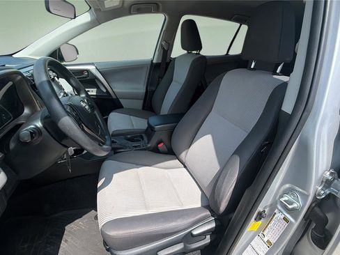 Used 2013 Toyota RAV4 LE AWD/4WD image 12