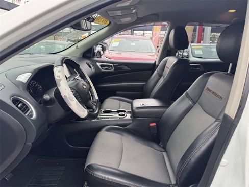 Used 2020 Nissan Pathfinder SV w/ Rock Creek Edition image 18