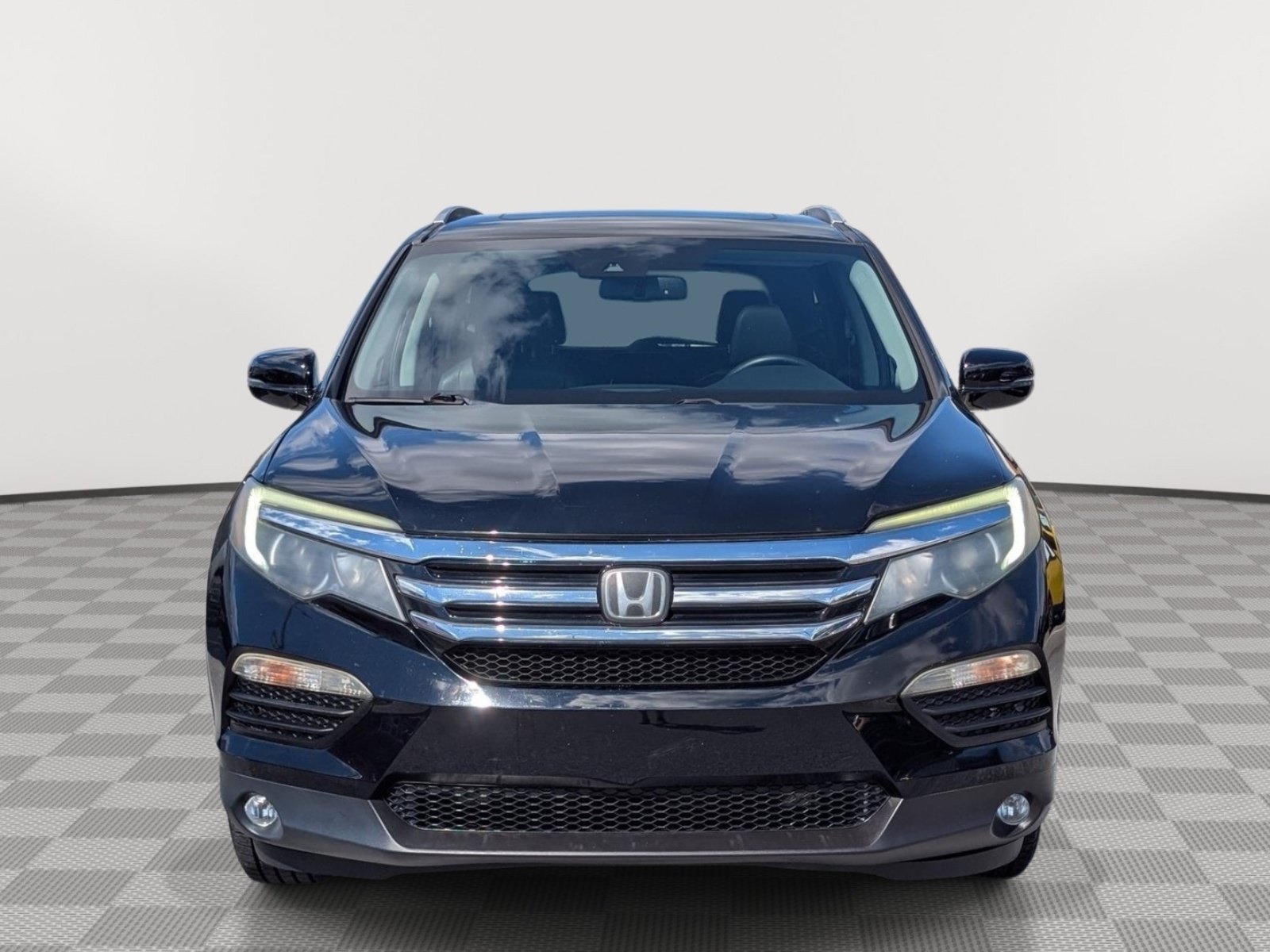 Used 2017 Honda Pilot Touring image 8