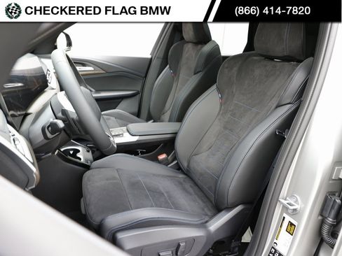 Used 2025 BMW X1 xDrive28i w/ Technology Package image 21