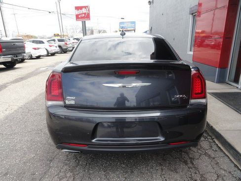 Used 2016 Chrysler 300 S w/ 300S Premium Group AWD/4WD image 3