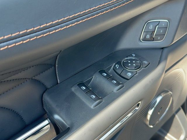 Used 2024 Ford Expedition Platinum RWD image 14