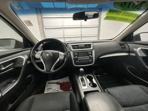 Used 2016 Nissan Altima 2.5 S w/ Power Driver Seat Package image 3
