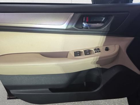 Used 2019 Subaru Outback 2.5i Premium AWD/4WD image 26