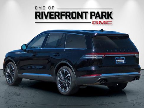 Used 2020 Lincoln Aviator Reserve w/ Equipment Group 202A AWD/4WD image 5