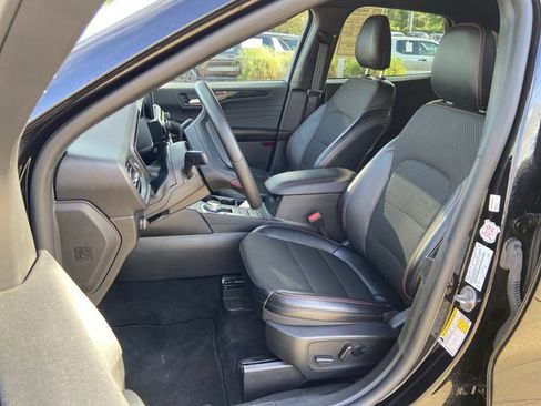 Used 2025 Ford Escape ST-Line AWD/4WD image 13