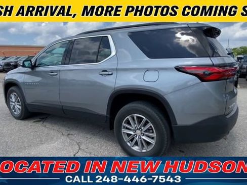 Used 2023 Chevrolet Traverse LT FWD image 8