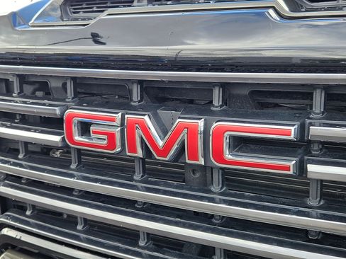 Used 2023 GMC Sierra 2500 AT4 w/ Gooseneck/5TH Wheel Package image 9