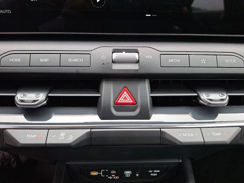 New 2025 Kia K4 EX image 14