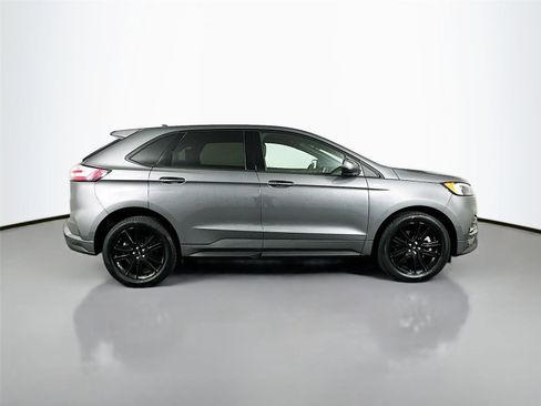 Used 2022 Ford Edge ST-Line w/ Class II Trailer Tow Package AWD/4WD image 17